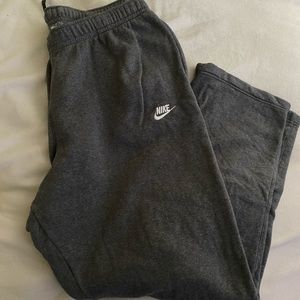 Nike jogging pants